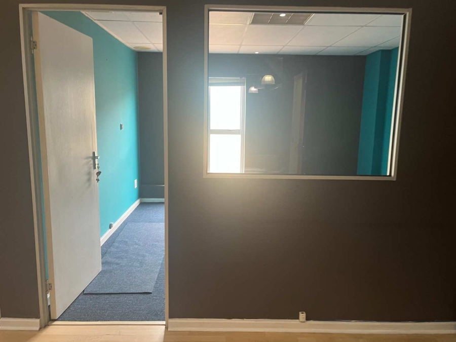 To Let commercial Property for Rent in Milnerton Western Cape